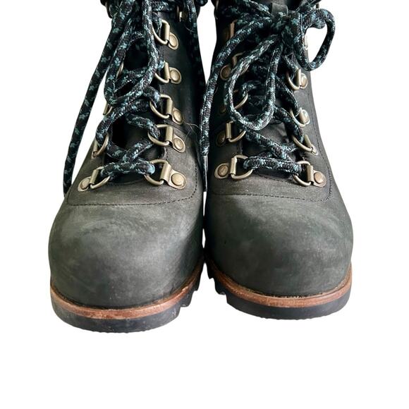 Sorel Conquest Wedge Black Leather Boots Bootie Womens Size 6 - Picture 7 of 9